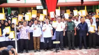 Serahkan SK PPPK, Ini Petuah Gubri dan Plt Bupati Meranti Kepada Guru