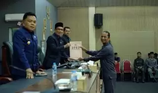 DPRD Meranti Paripurna Penyampaian Nota Keuangan RAPBD Perubahan 2023