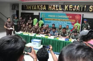 Perkara Koneksitas, Pidmil Kejati Sumut Tahan 3 Tersangka Dugaan Korupsi Eradikasi Lahan PT PSU, Kerugian Negara Rp 50, 4 M