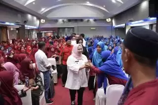 Kasmarni: Guru MDTA dan Madrasah Garda Terdepan Wujudkan Generasi Islami