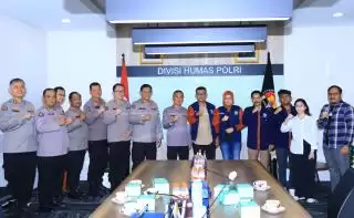 Sinergitas, IWO-Divisi Humas Polri Komit Wujudkan Pemilu Damai dan Perangi Hoaks