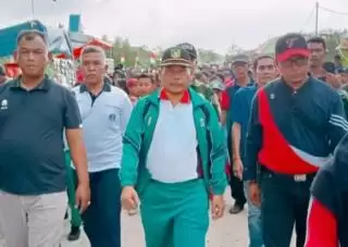 Rayakan Hari Jadi ke 13, Pemcam Tebingtinggi Timur Jalan Santai Berhadiah