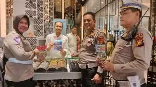 Ditlantas Polda Riau Lakukan Patroli Dialogis di Sukaramai Trade Center