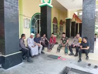 Sambangi Masyarakat Lubuk Muda, Kapolsek Siak Kecil Ajak Tangkal Hoaks