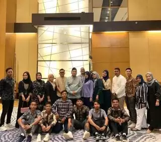 Merawat Tali Silaturahmi, Bakal Anggota DPRD Kota Medan H Zulkarnaen Gelar Buka Puasa Bersama dan Berbagi THR