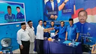 Siap Maju Cabup Pelalawan, Husni Tamrin Daftar Penjaringan Partai Demokrat