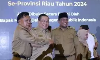 Rakor Kades se Provinsi Riau, H Asmar: Ayo Lebih Kompak Lagi Majukan Desa