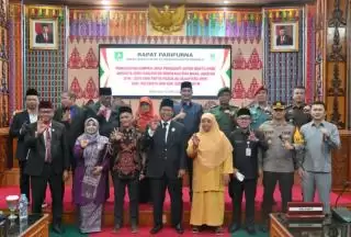 'Sayonara' Gedung DPRD Bengkalis, Dua Eks Politisi PKS Resmi Dilakukan PAW