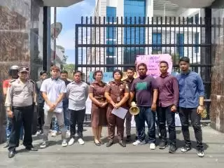 Mahasiswa Serukan Usut Pungli Perpanjangan Masa Jabatan Kades di Tapteng, Sebut Ketua PAPDESI Terlibat