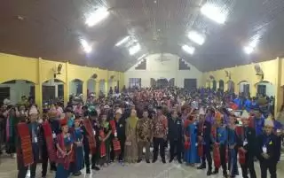 Abdul Wahid Hadiri HUT ke 4 Punguan Naposo Borbor Naimarata se Pekanbaru