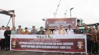 Kapolres Kepulauan Meranti Pimpin Pelepasan Distribusi Logistik Pilkada 2024 Lewat Jalur Laut