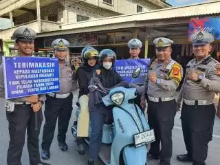 Satlantas Polres Kepulauan Meranti Sapa Pengendara di Cooling System Tertib Lalu Lintas