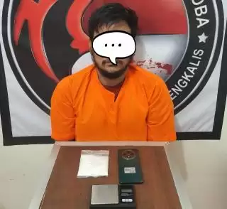 Reserse Narkoba Polres Bengkalis Sergap Bandar di Belakang Rumah Sita 43,72 Gram Sabu