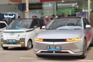 Ini Lima  Manfaat Naik Taksi Listrik Evista