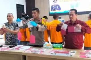 Polisi Batang Hari Ringkus Delapan Pengguna Sabu