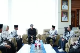 Bupati Inhu Tegaskan Dukung Program PGRI Tapi Dengan Syarat