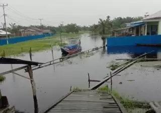 Ribuan Jiwa Bertahan Tanpa Bantuan, Warga Lahang Hulu Tersiska Diduga Ulah Banjir Kiriman dari PT GIN dan PT SAL