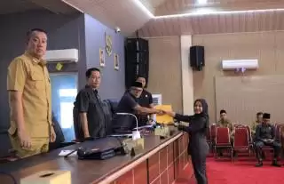 Soal LKPj Bupati TA 2024, Ini Pandum Fraksi-fraksi DPRD Kepulauan Meranti