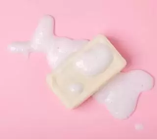 Jenis Surfaktan pada Sabun dan Perannya dalam Formula Pembersih