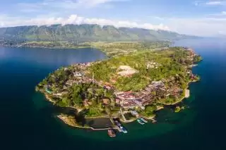 Petualangan Memikat di Danau Toba: Panduan Wisata Anti Mainstream