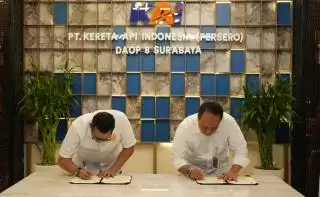 Tingkatkan Sinergitas, KAI Daop 8 Surabaya Teken MoU Dengan Sekretaris DPRD Provinsi Jatim