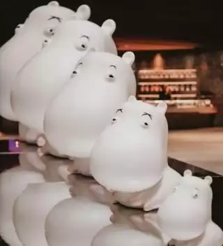 ASHTA Hadirkan Pameran Karya Jia Wei, Seniman Ternama dari Cina