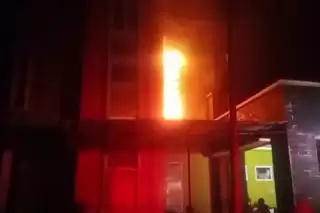 Puskesmas Alahair Nyaris Ludes Terbakar, Petugas Damkar Kepulauan Meranti Sigap Padamkan Api