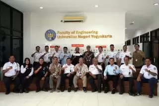 KAI dan FT UNY Perkuat Kolaborasi Kembangkan Kompetensi Pekerja Sarana Berbasis MI