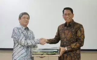 KAI Paparkan Strategi Adaptif dan Kepemimpinan Transportasi Masa Depan di Kuliah Tamu FTMD ITB