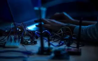 Kenali IoT Sistem Kelistrikan, Solusi Pintar Efisiensi dan Keamanan