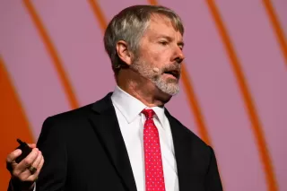 Siap-siap! MicroStrategy Borong Bitcoin, Michael Saylor Buka Suara!