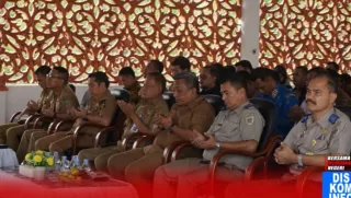 Bagikan Sertifikat Tanah Program PTSL dan Redistribusi TA 2024, Ini Harapan Bupati Rohul