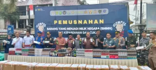 Bea Cukai Tembilahan Musnahkan Barang Ilegal Senilai Rp7,6 Miliar