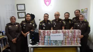 Kejati Sumut Terima Penitipan Kerugian Keuangan Negara Sebesar Rp3,5 Miliar Atas Dugaan Korupsi Pemotongan ADD Kota Padangsidimpuan