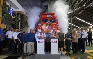 KAI Resmikan Pengoperasian Lokomotif Baru CC 205 dari Amerika di Stasiun Tanjungkarang