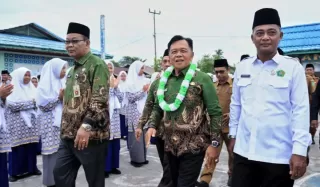 Lepas Kontingen OMI 2025 ke Tingkat Provinsi, Ini Petuah Bupati Kepulauan Meranti