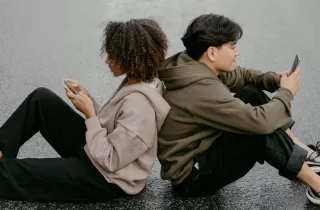 Riset: Gen Z Lebih Percaya Info Dari TikTok Daripada Google