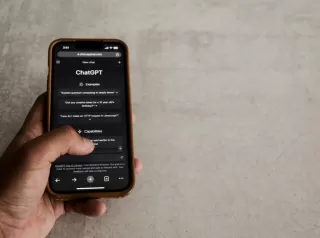 Optimasi Brand Kamu untuk ChatGPT, Gemini, dan Mesin AI Lainnya