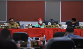 DPRD Rohul Paripurna Pandum Fraksi Ranperda Pembentukan Produk Humda, Japem dan Banmus