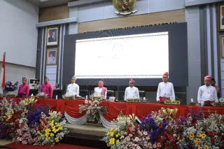 Paripurna Istimewa HUT ke 26 Kabupaten Rohul, Anton Seru Wujudkan Rohul Maju dan Harmonis