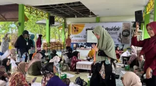 Dekranasda Dumai: Workshop dan Praktek Produksi Batik Sawit EMG Perkuat Kemampuan UMKM Lokal