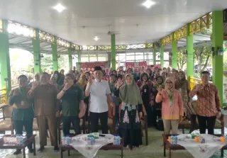 Walikota Dumai Buka Workshop dan Praktek Produksi Batik Sawit EMG Diikuti Puluhan Peserta