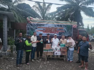 Holding PTPN Dukung Aksi Solidaritas Petani Sawit Bagi Korban Banjir di Aceh dan Sumatera