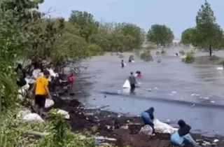 Seluruh ABK Selamat, KLM Prima Setia Karam di Selat Bengkalis Diterjang Cuaca Eksrem