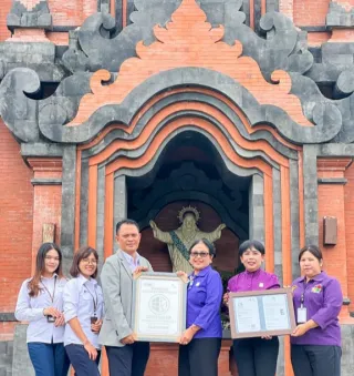 Sucofindo Perkuat Penilaian Kawasan Berkelanjutan, PIB College Diganjar Platinum Greenship Neighborhood