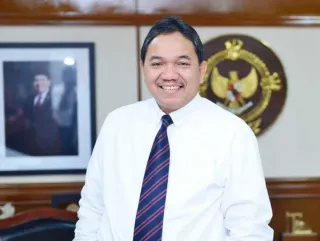 Achsanul Qosasi: Profil, Perjalanan Karier, dan Kontribusi di Dunia Pemerintahan