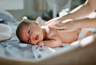 Kulit Sensitif Bayi: Penyebab, Ciri-ciri dan Cara Perawatannya