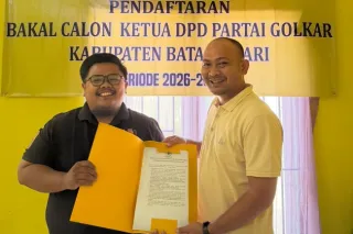 Donny Jayen Datangi Kantor Golkar Batang Hari Sendirian, Anggota Dewan Tiga Periode Kaget