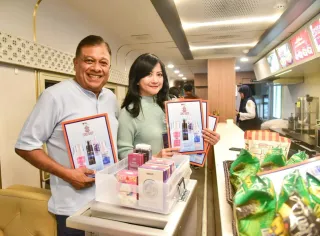 KAI Services Gandeng King Power Traveler Hadirkan Pengalaman Belanja di Perjalanan Kereta