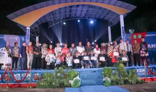 Night Carnival Perang Air 2026 Meriah, Kunjungan Imlek Tembus 20 Ribu Penumpang di 'Tanah Jantan